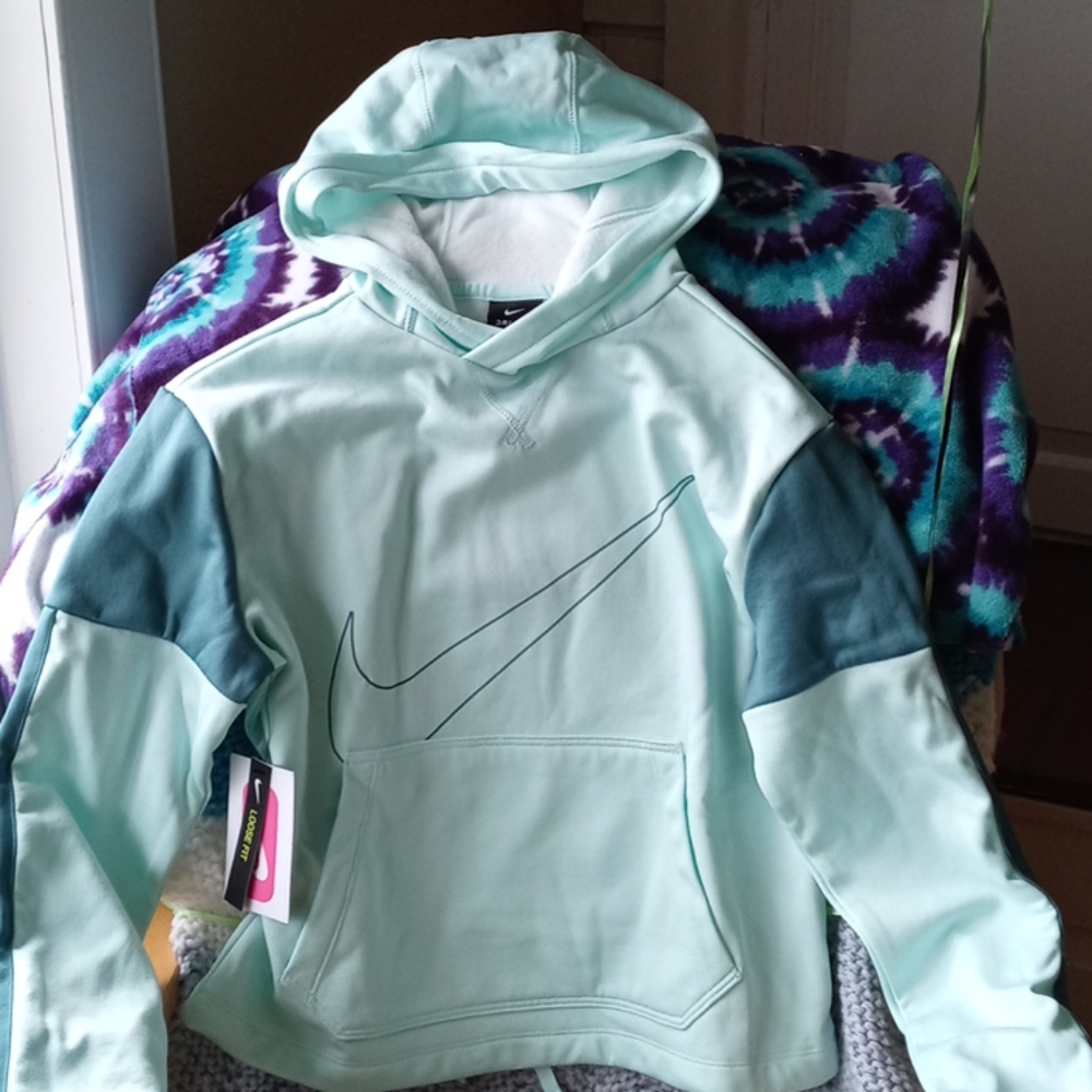 Brand New with tags Nike Girls Hoodie
